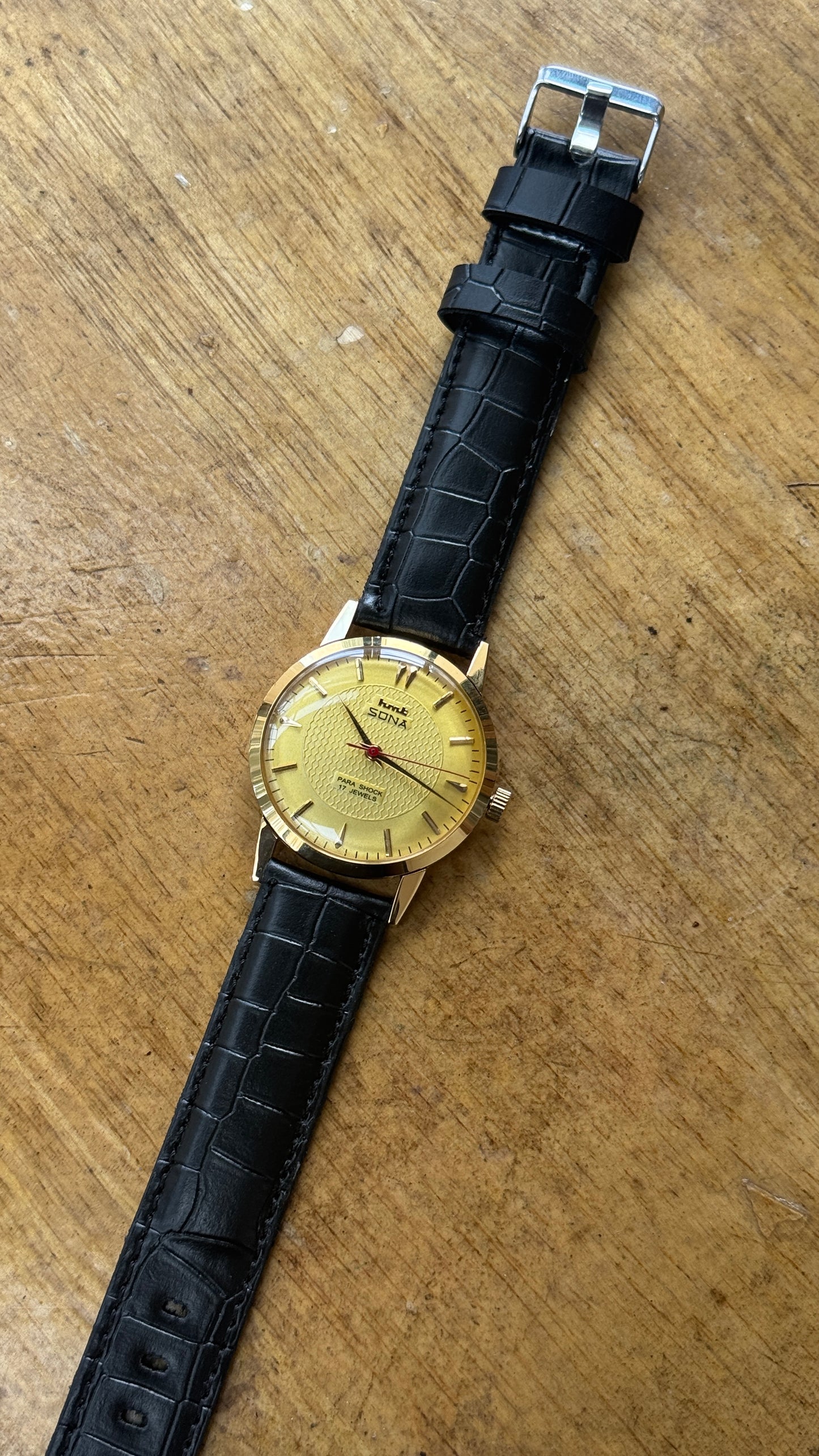 Pre Owned Vintage HMT Sona - 1980s - Restored