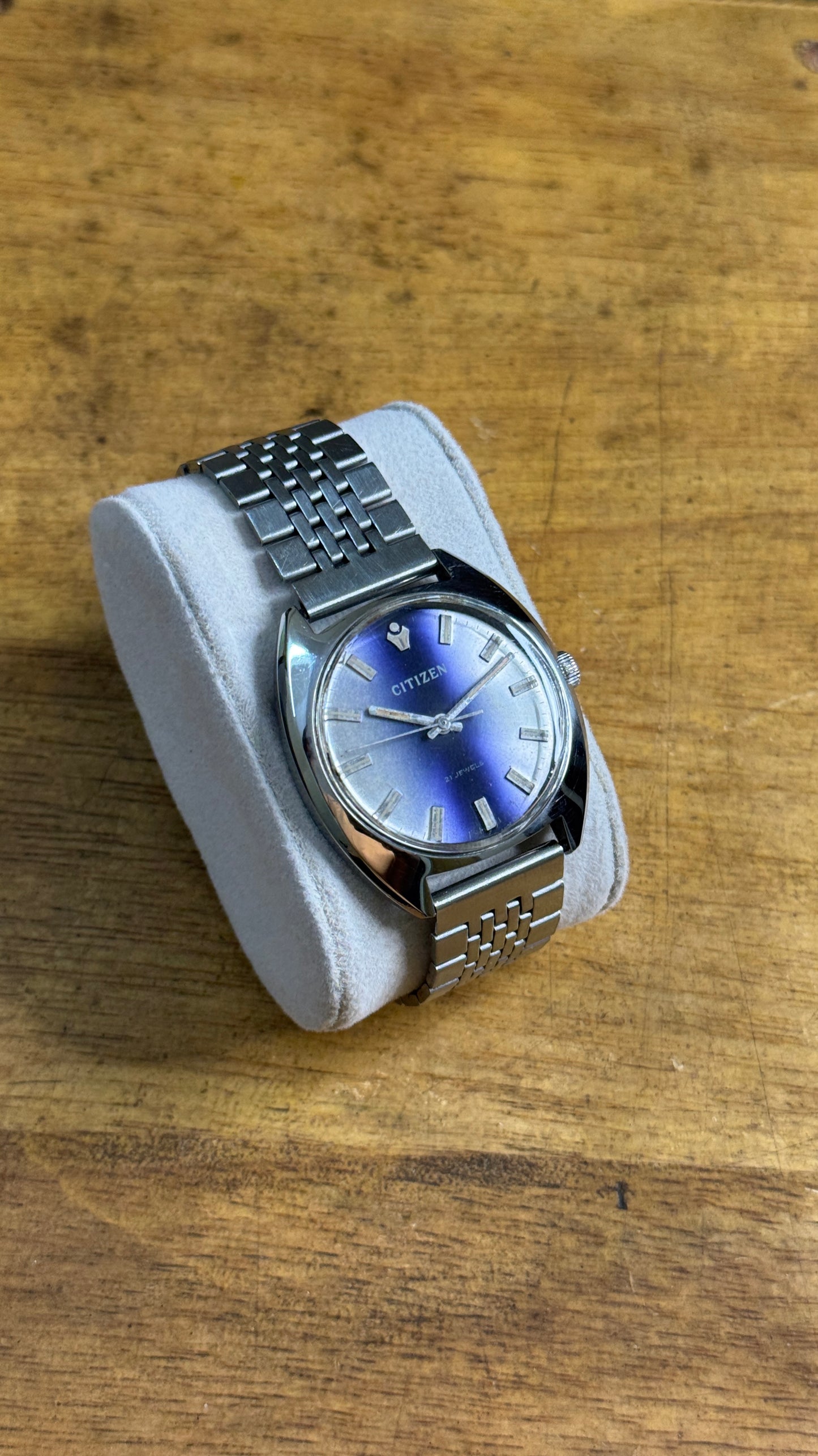 Pre Owned Vintage Citizen Manual Winding
