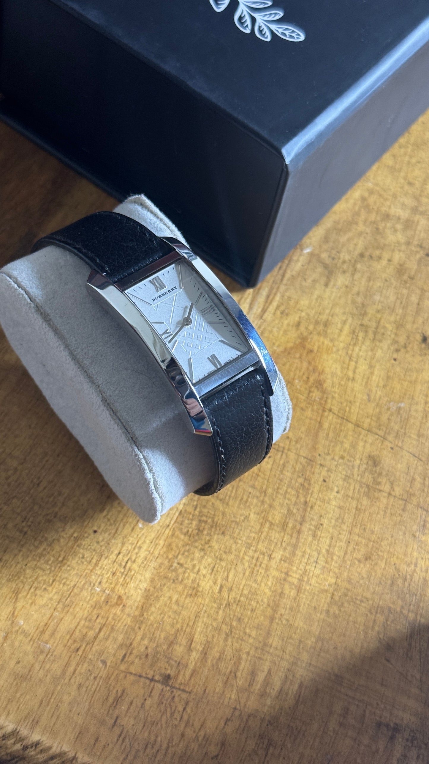 Pre Owned Unisex Burberry Watch