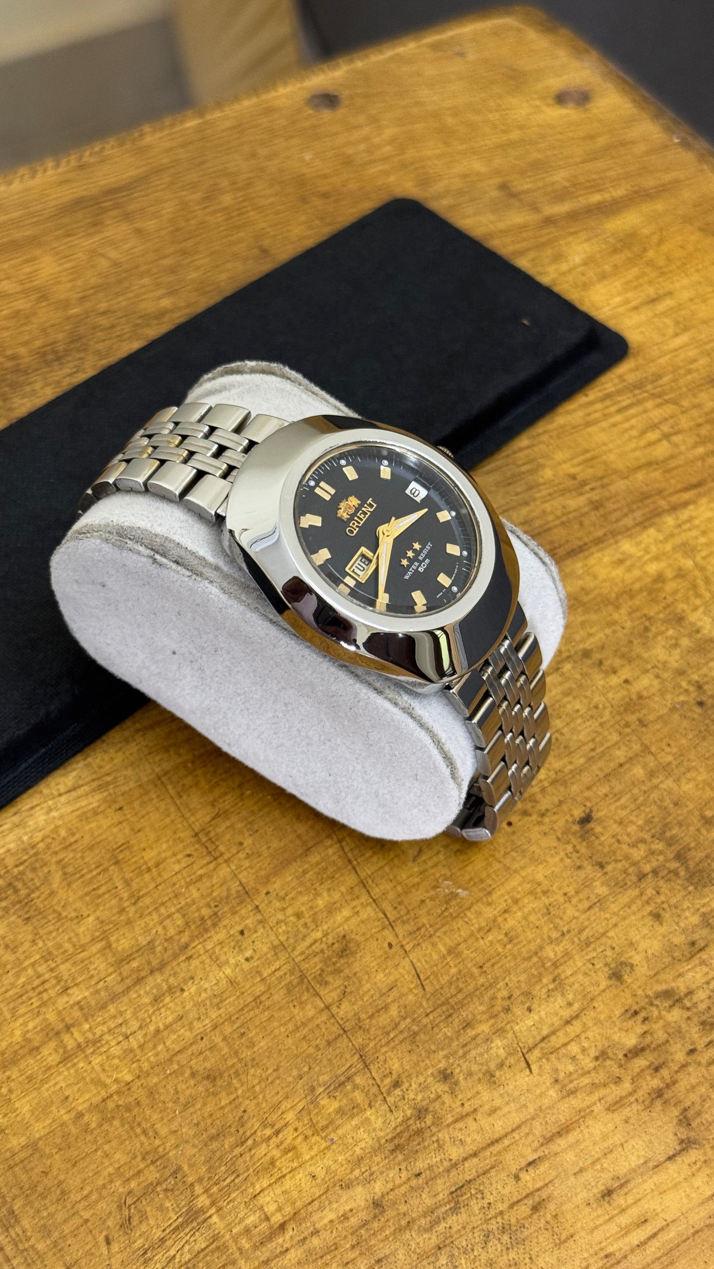 Pre Owned Vintage Orient EM70