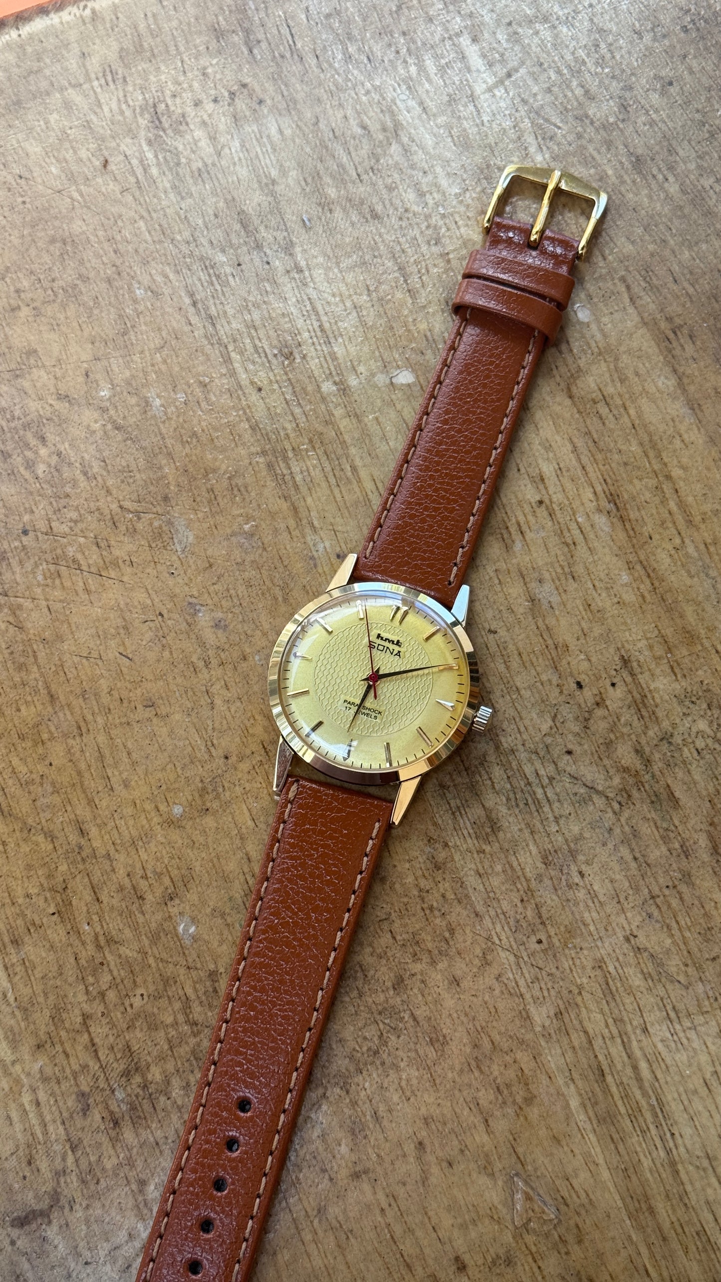 Pre Owned Vintage HMT Sona - 1980s - Restored