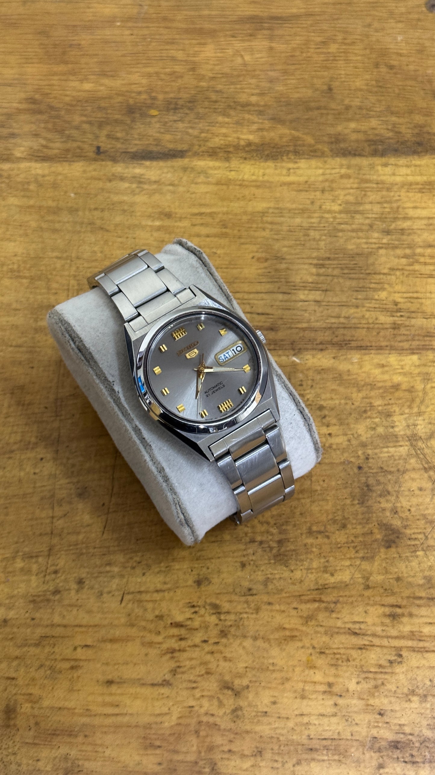 Preowned Vintage Seiko 5 Automatic
