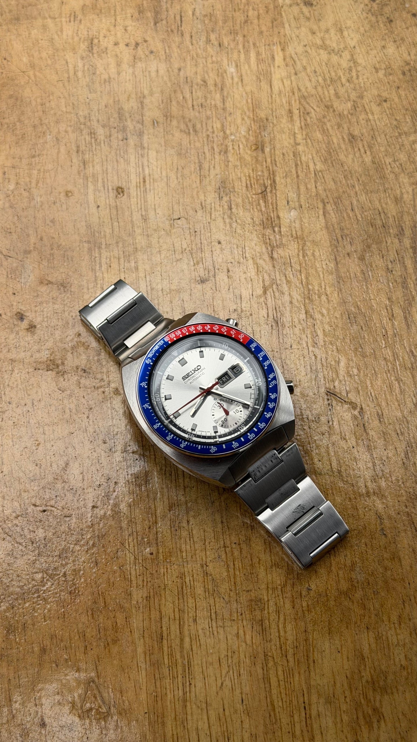 Pre Owned Vintage Seiko Automatic Chronograph (Super Rare & Well Preserved)