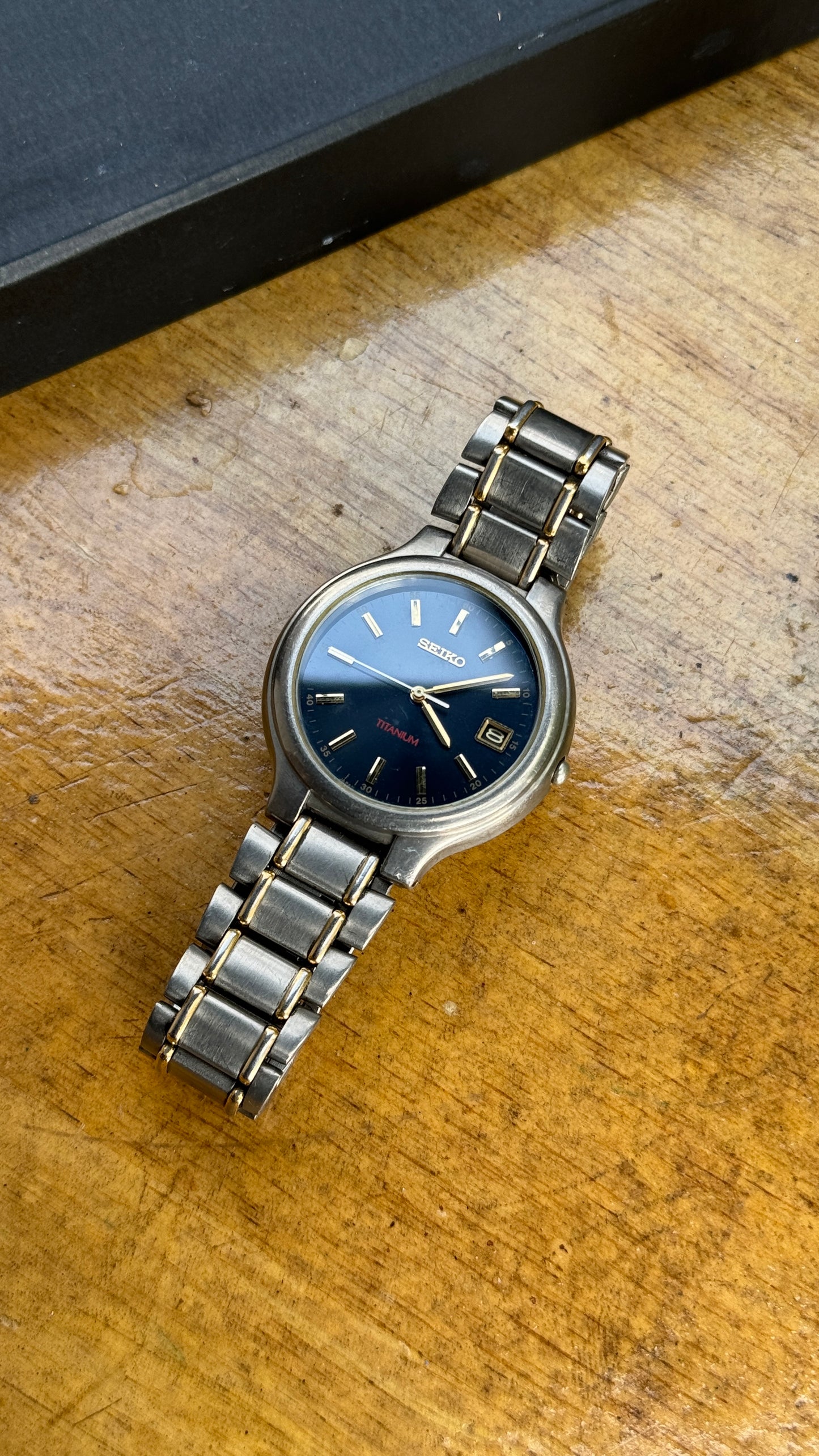 Pre Owned Vintage Seiko Titanium Quartz Watch