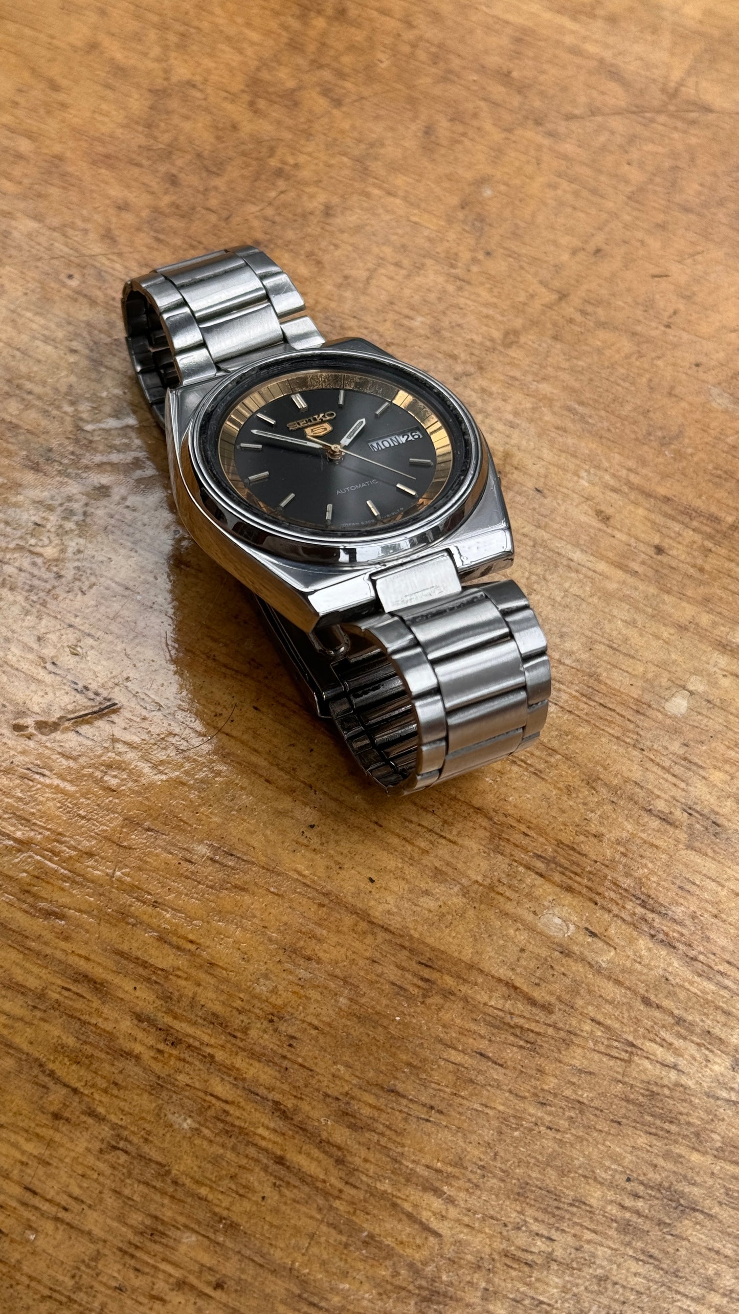 Pre Owned Vintage Seiko 5 Automatic