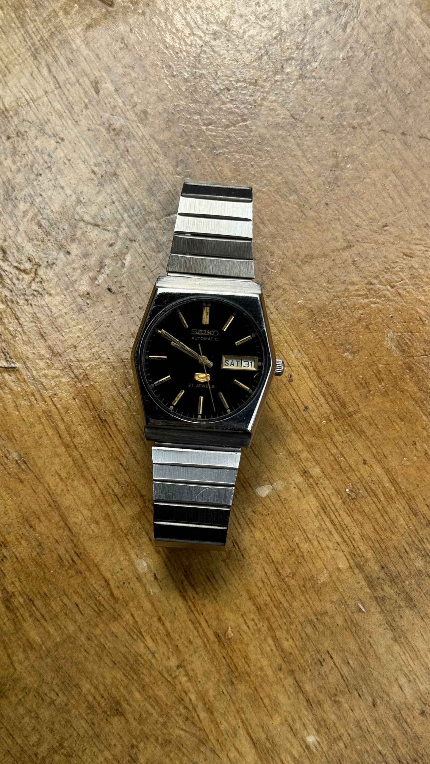 Pre Owned Vintage Seiko 5 Automatic -Automatic