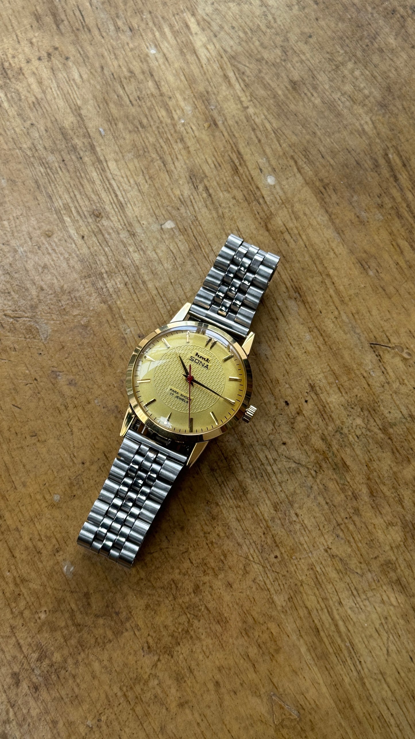 Pre Owned Vintage HMT Sona - 1980s - Restored