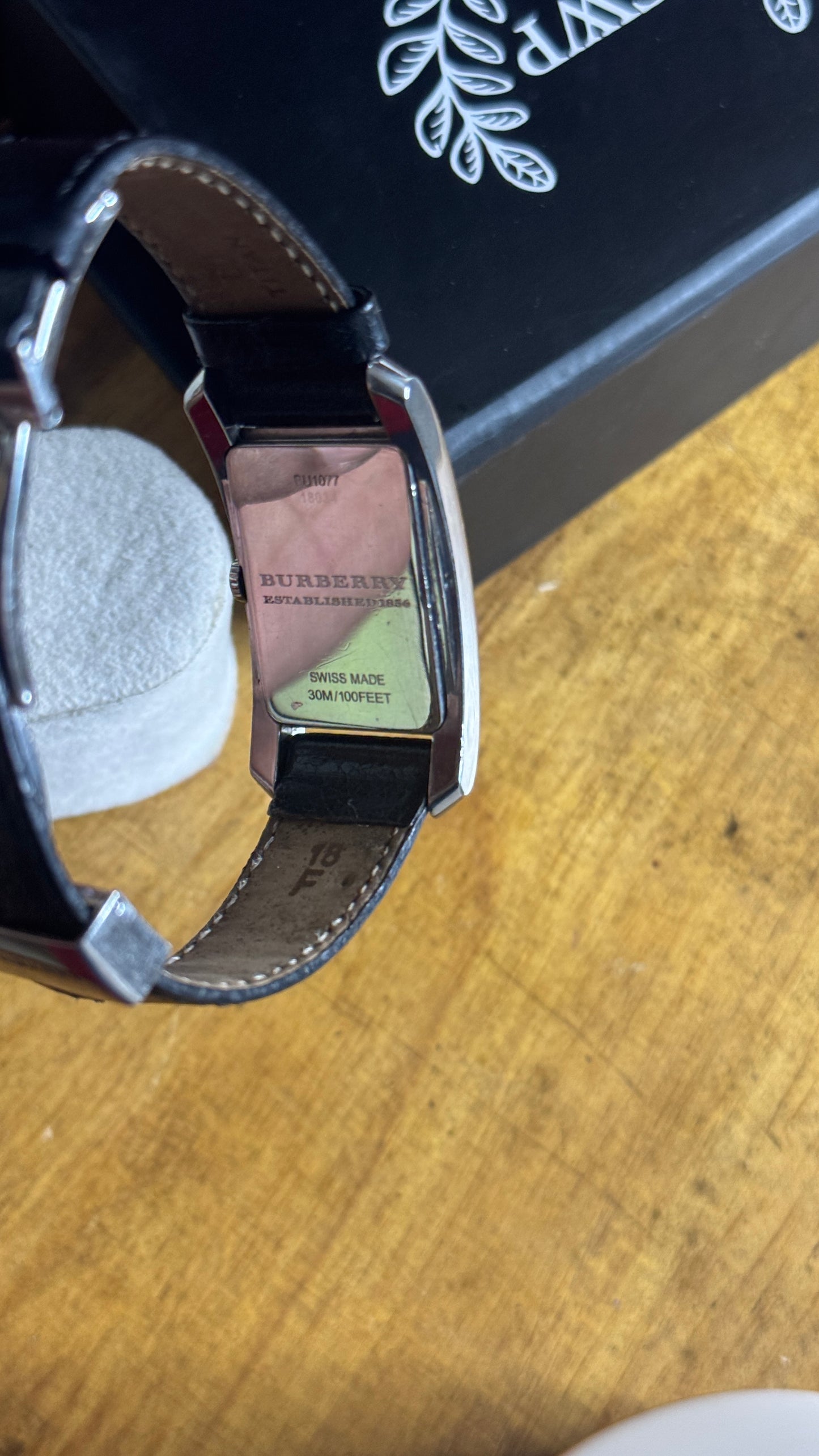 Pre Owned Unisex Burberry Watch
