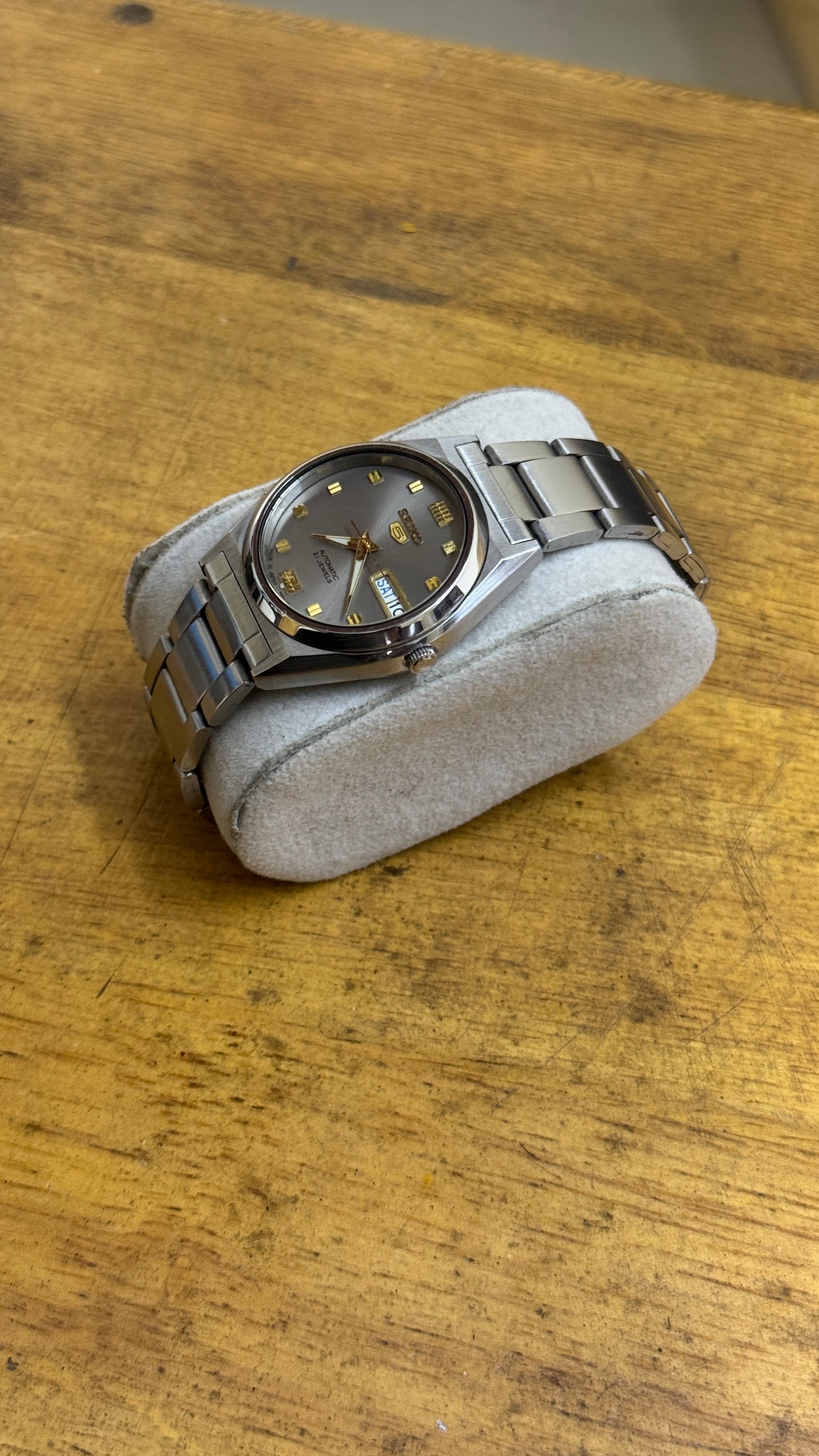Preowned Vintage Seiko 5 Automatic