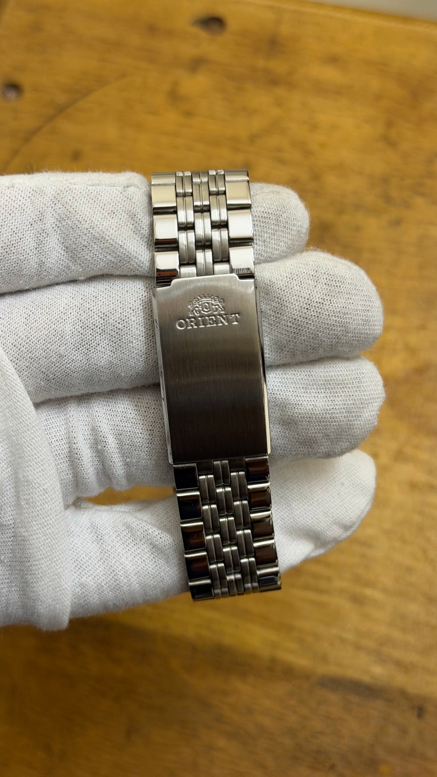 Pre Owned Vintage Orient EM70