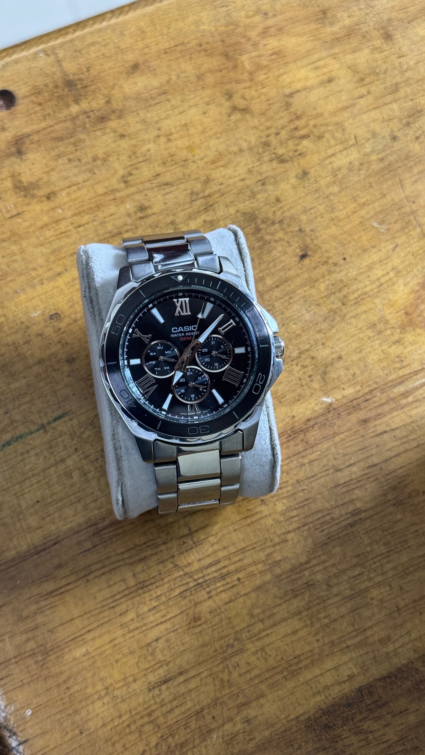 Pre Owned Casio Quartz Watch