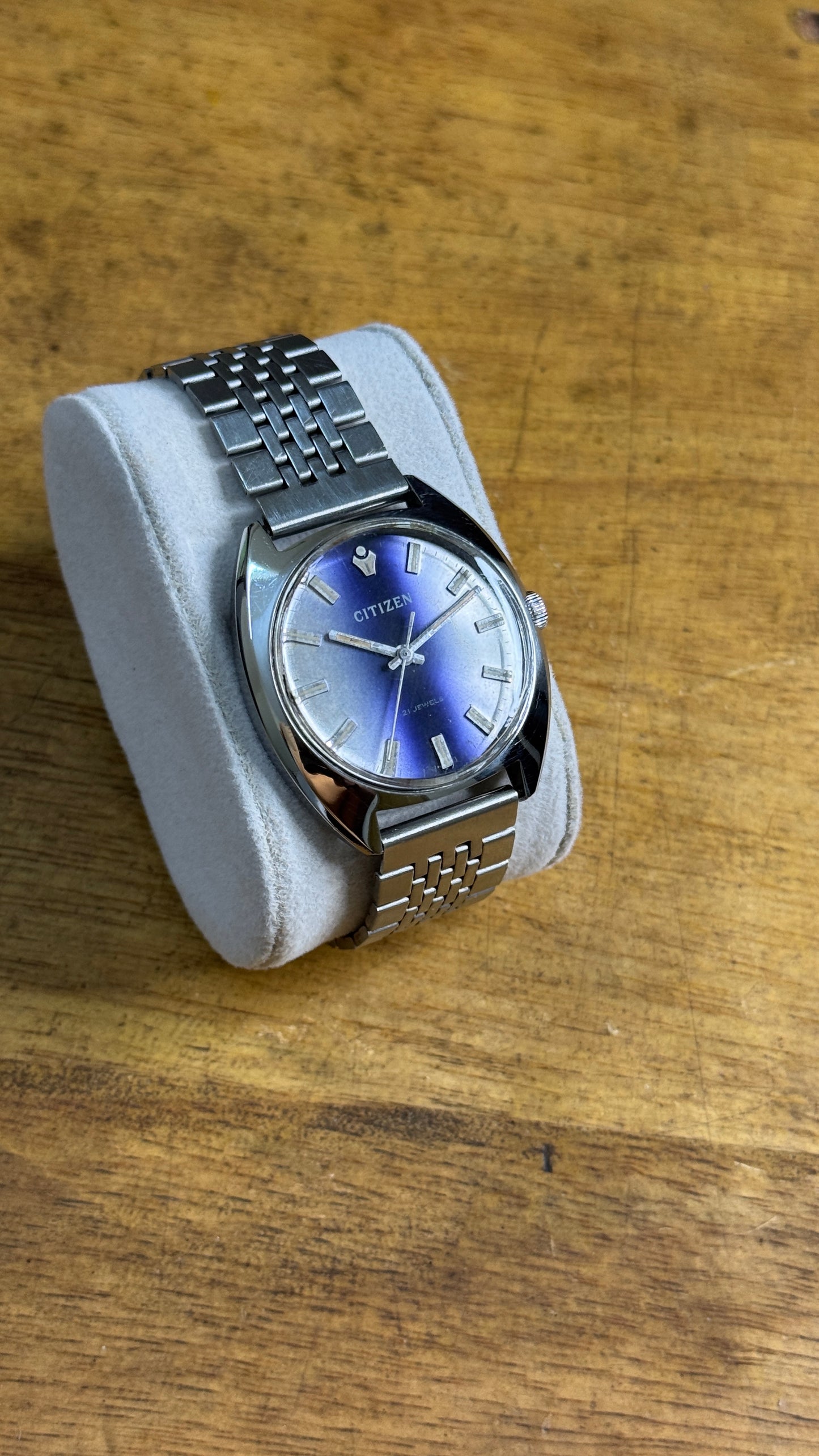 Pre Owned Vintage Citizen Manual Winding