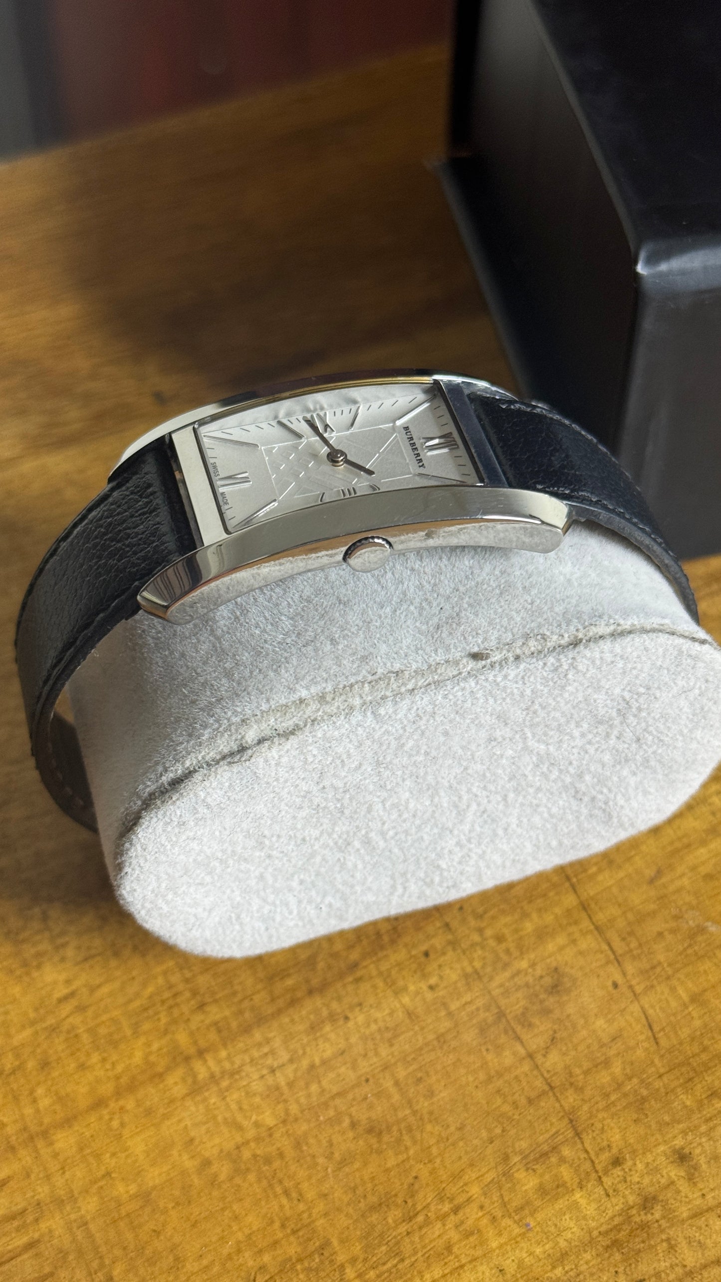 Pre Owned Unisex Burberry Watch