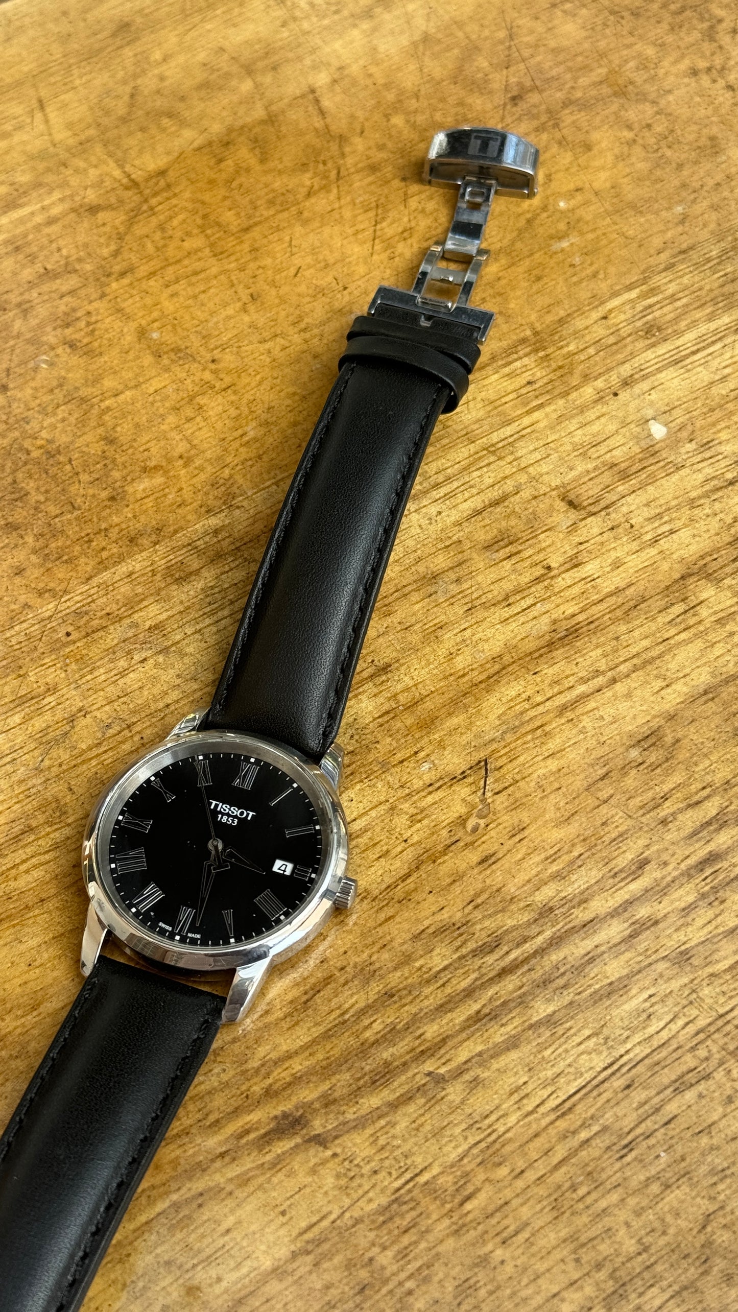 Pre Owned Tissot Classic Dream - Swiss Made - Quartz Watch