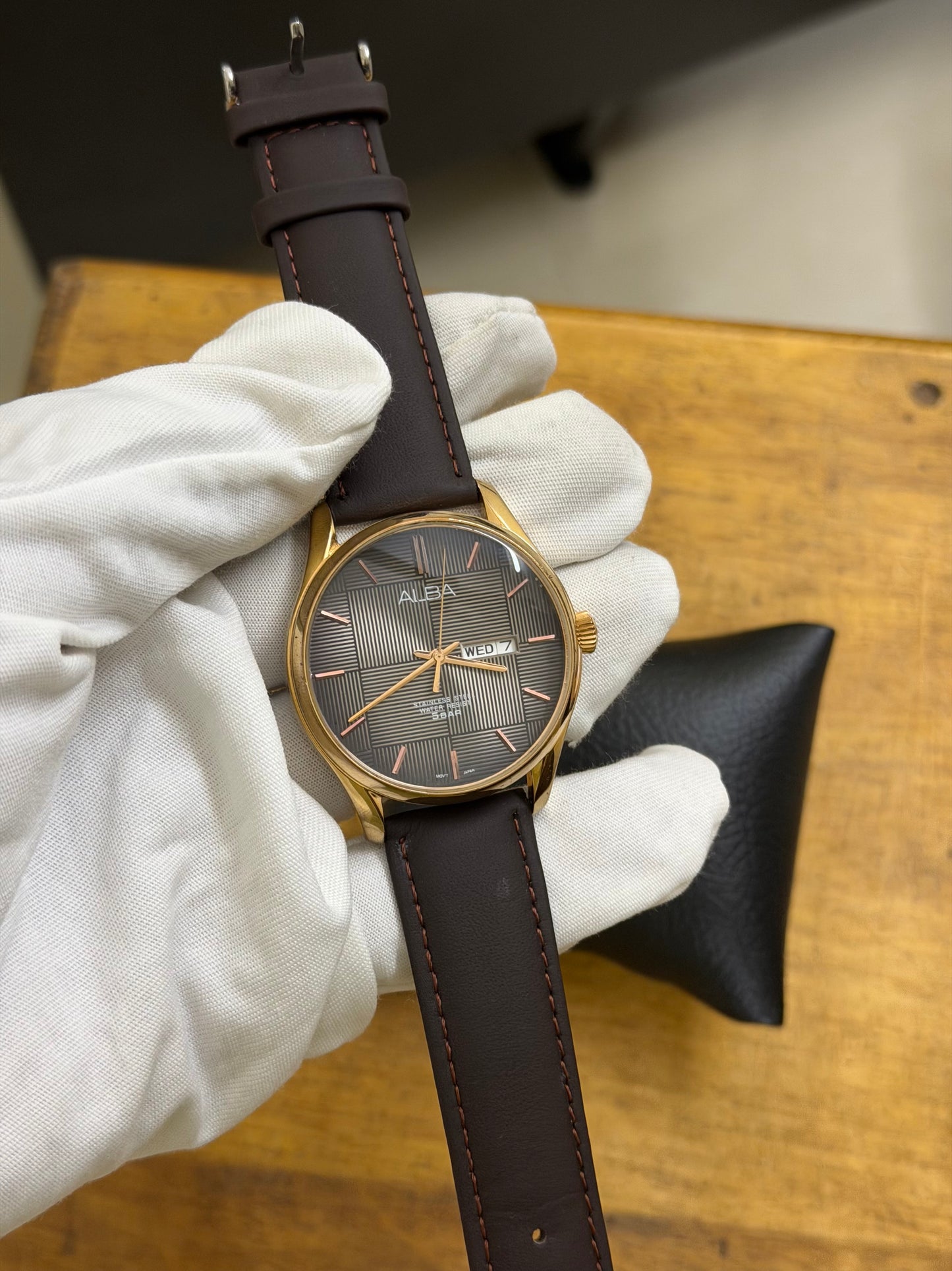 PreOwned Alba Quartz Watch