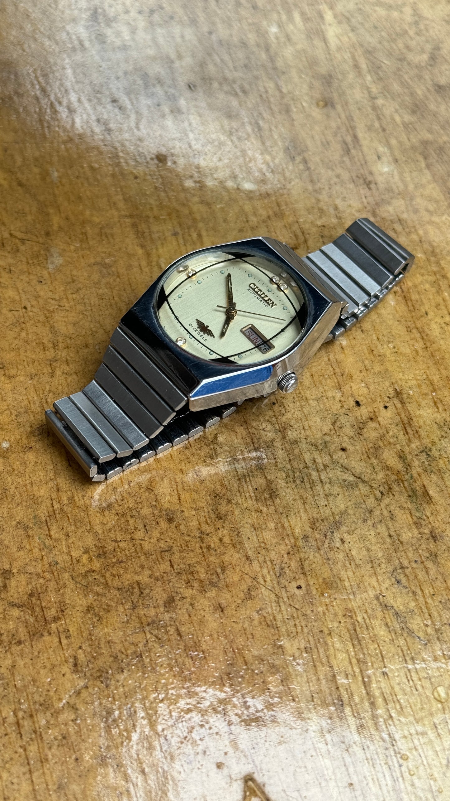 Vintage Citizen Automatic Watch - 8200 Calibre