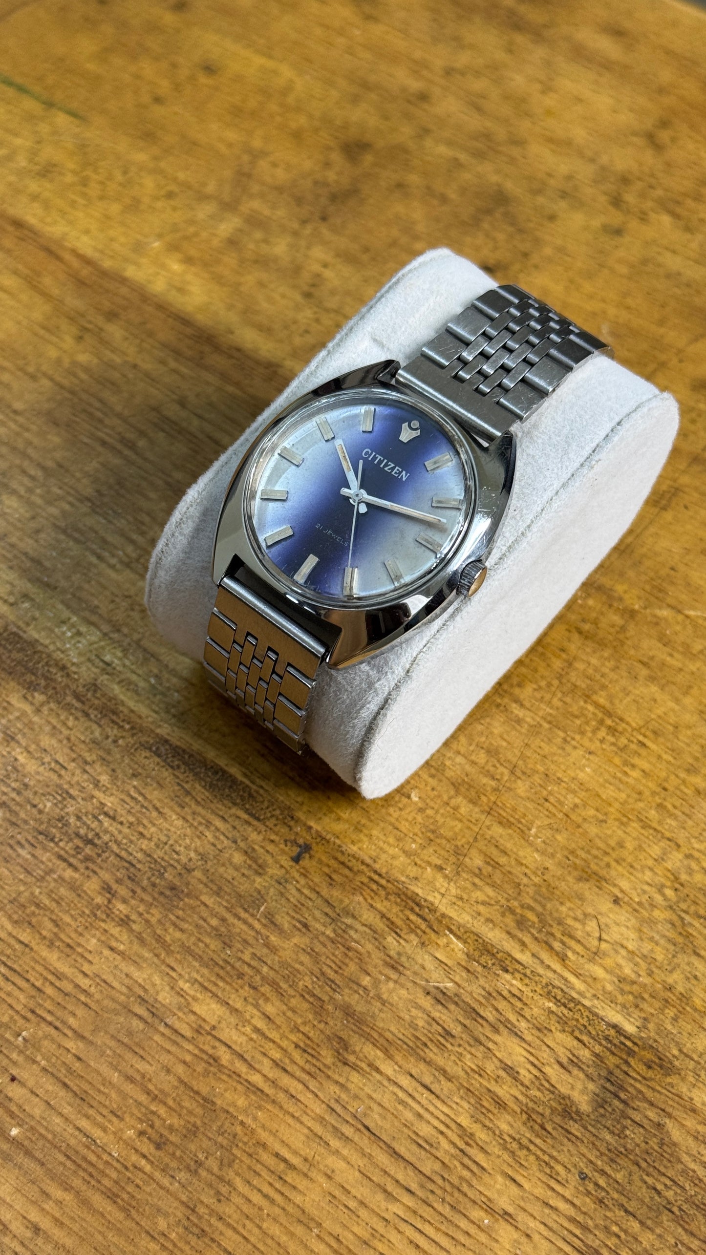Pre Owned Vintage Citizen Manual Winding