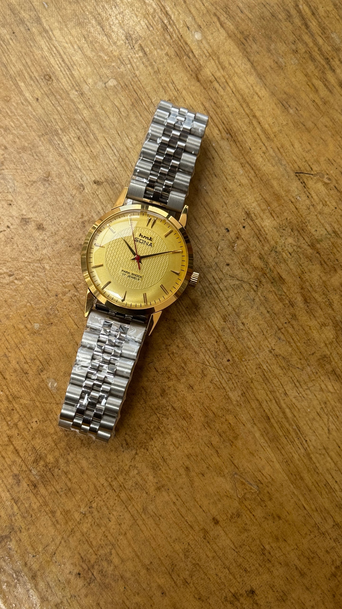 Pre Owned Vintage HMT Sona - 1980s - Restored