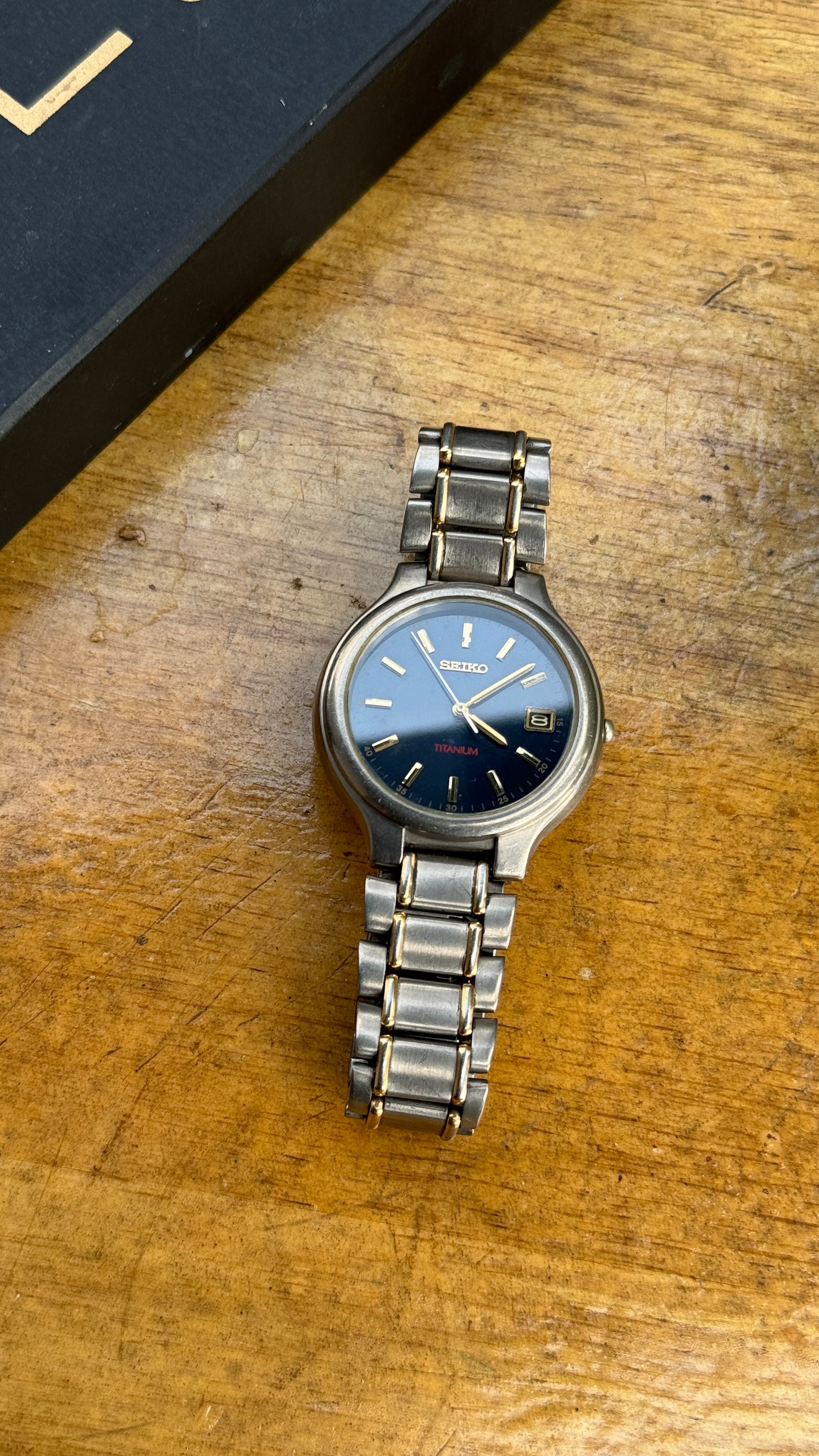 Pre Owned Vintage Seiko Titanium Quartz Watch