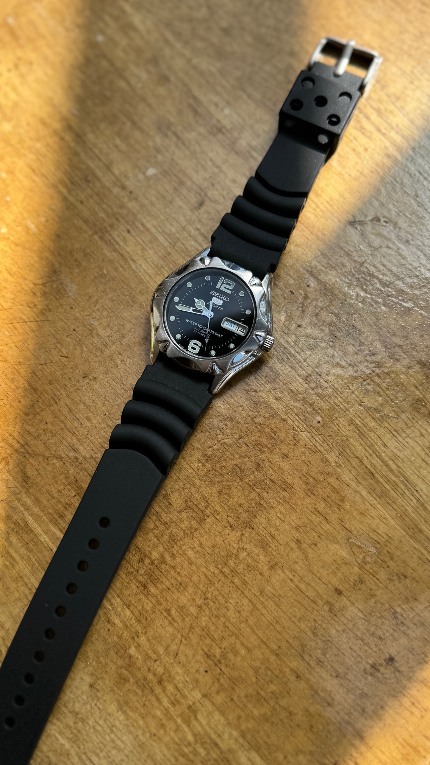 Pre Owned Vintage Seiko 5 Sports Automatic Watch