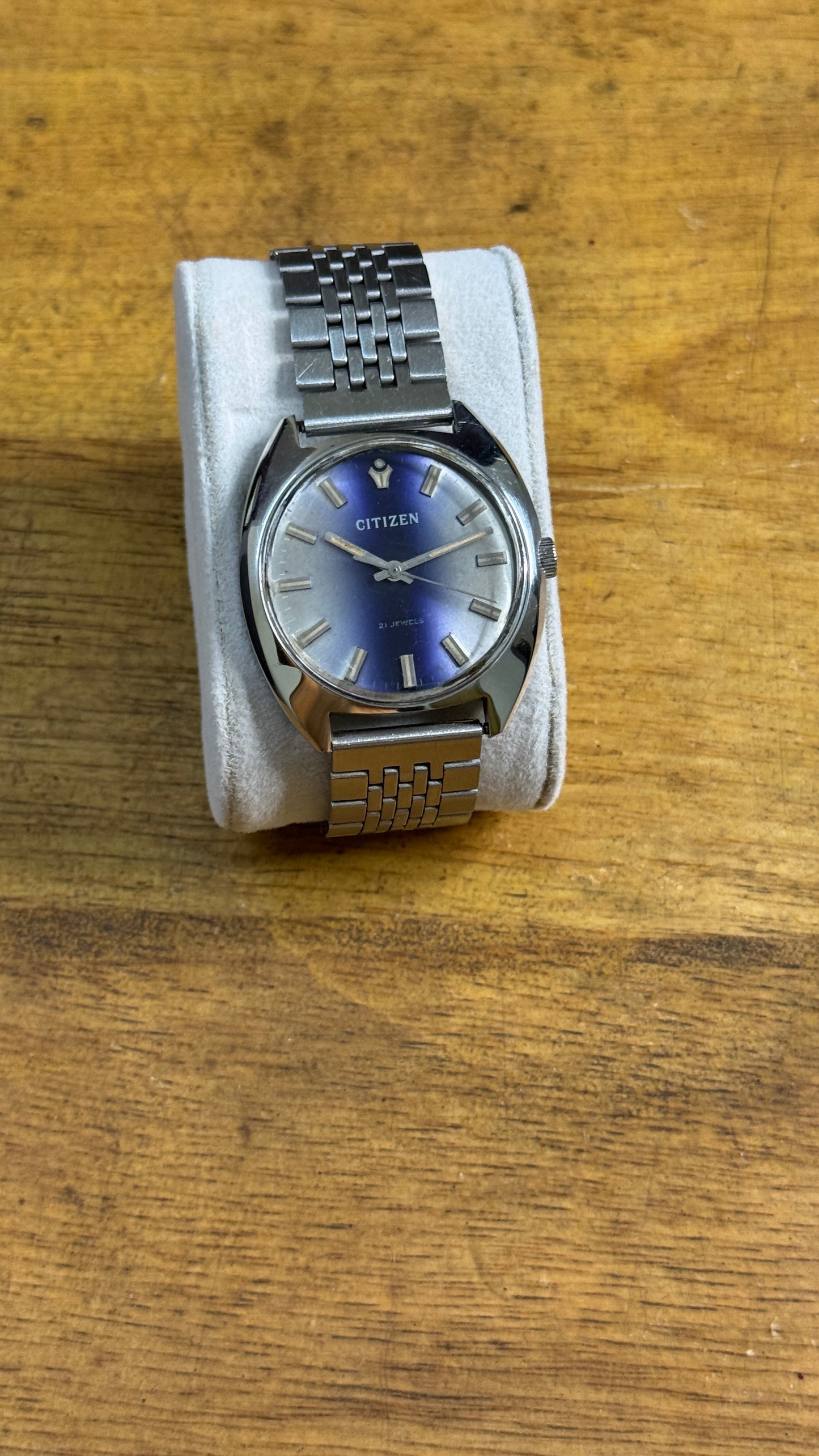 Pre Owned Vintage Citizen Manual Winding