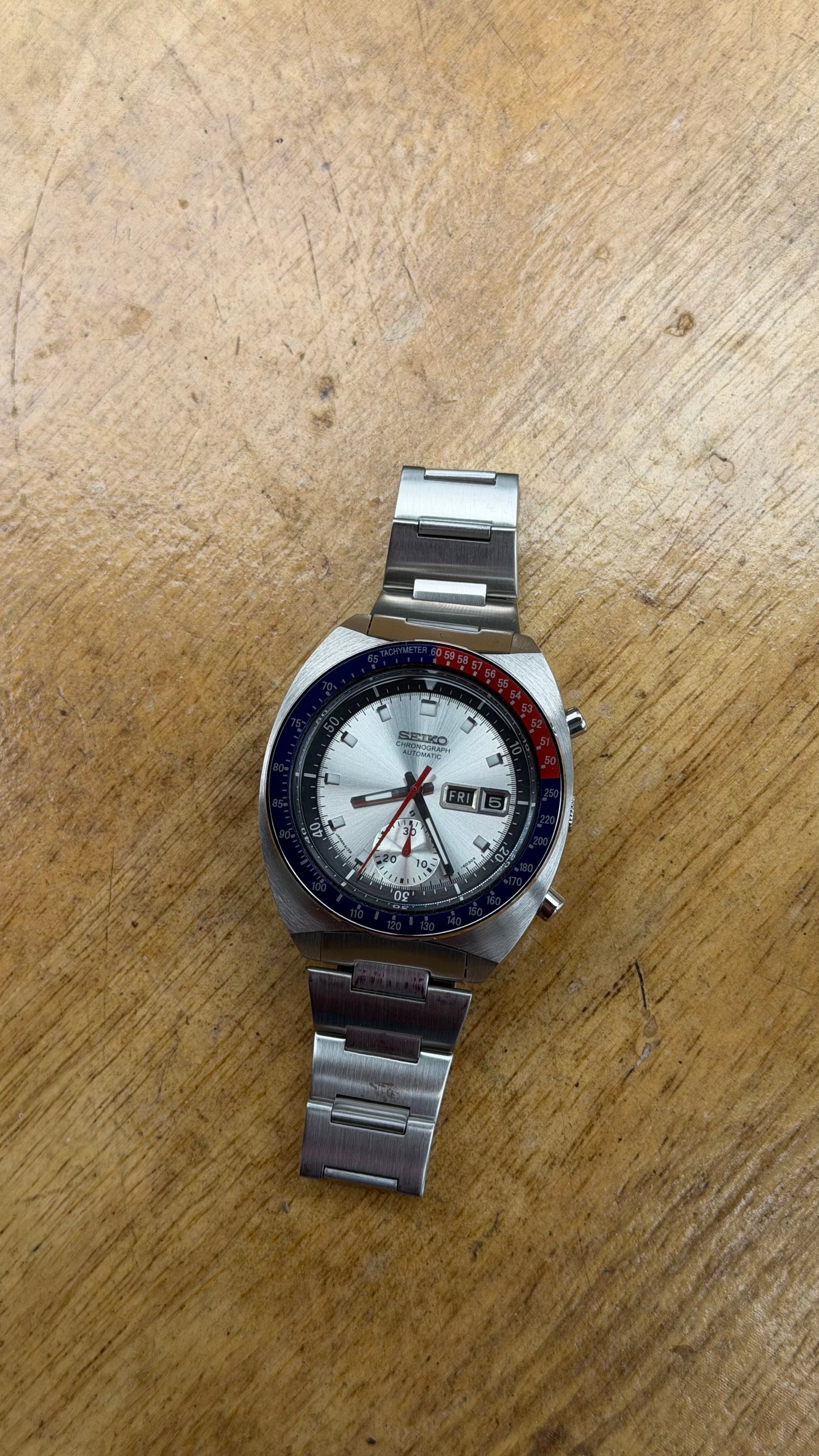 Pre Owned Vintage Seiko Automatic Chronograph (Super Rare & Well Preserved)