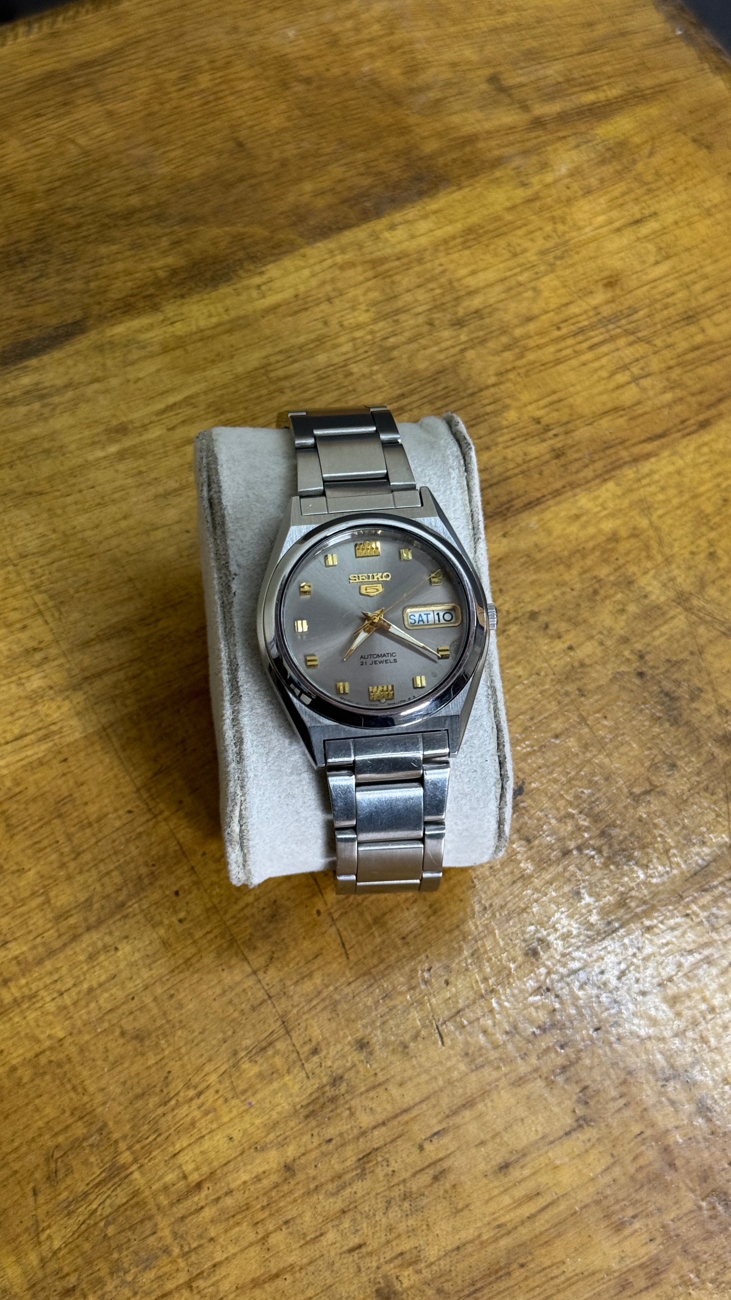 Preowned Vintage Seiko 5 Automatic