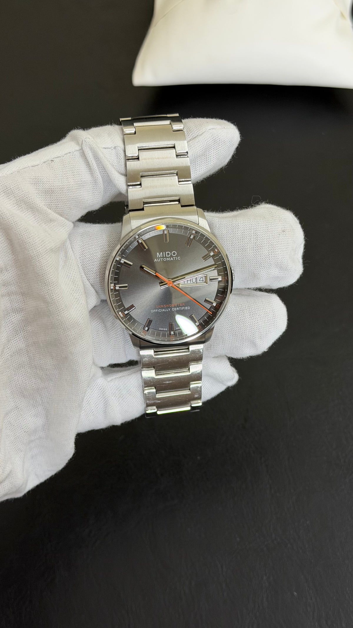 Pre Owned Mido Commander - Automatic
