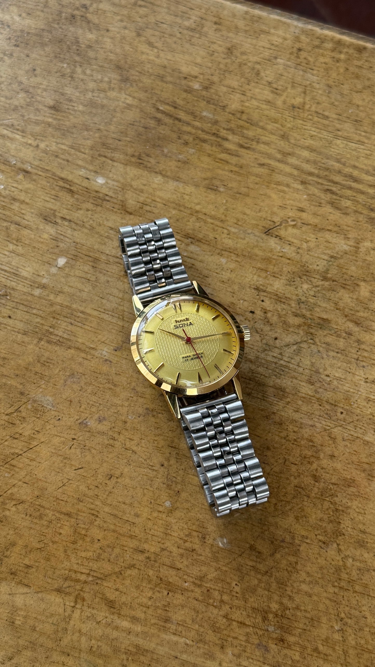Pre Owned Vintage HMT Sona - 1980s - Restored