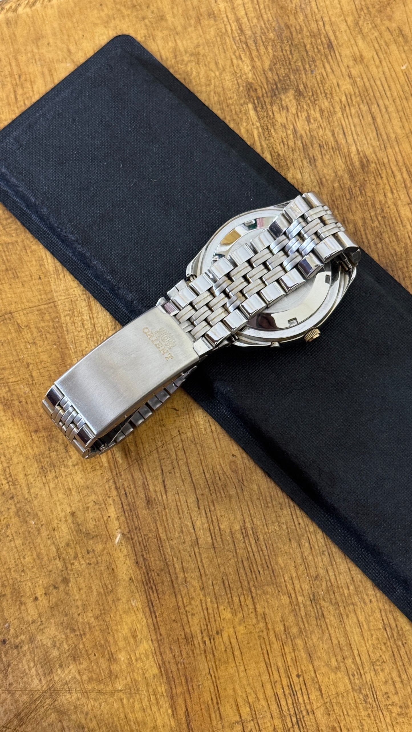 Pre Owned Vintage Orient EM70