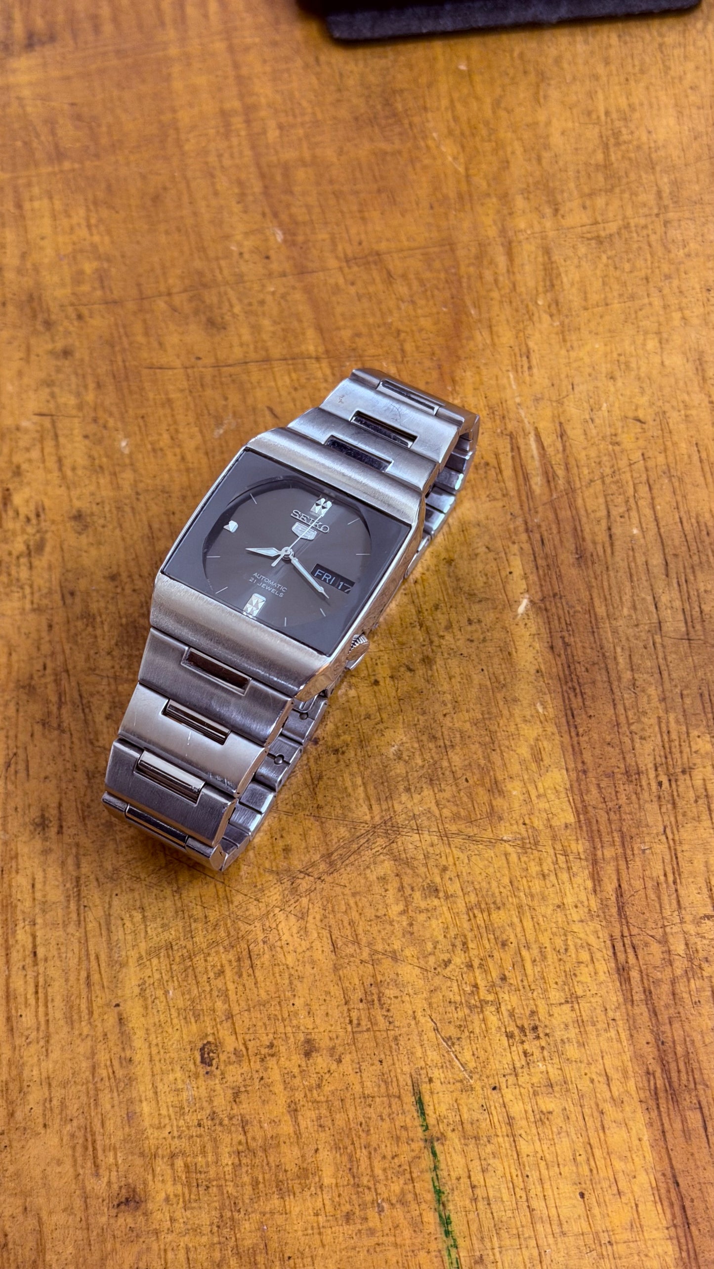 Preowned Vintage Seiko 5 Automatic