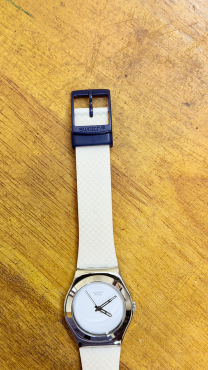 Pre Owned Swatch unisex Quartz Watch