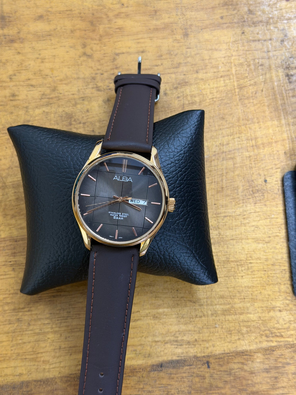 PreOwned Alba Quartz Watch