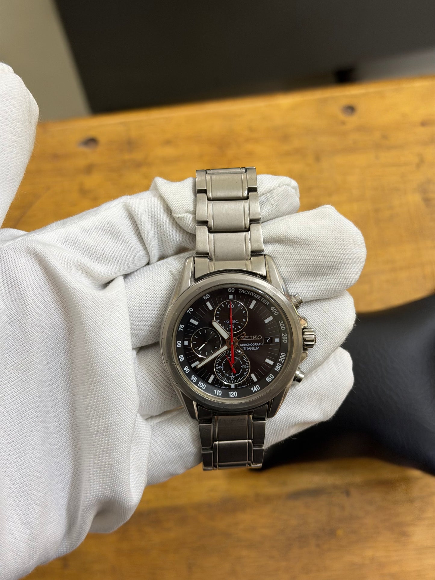 Pre Owned Seiko Chronograph Titanium