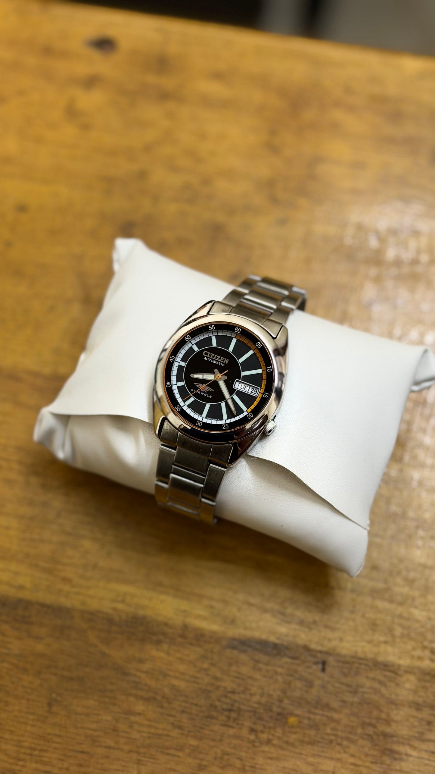Pre Owned vintage Citizen Automatic (1980s)