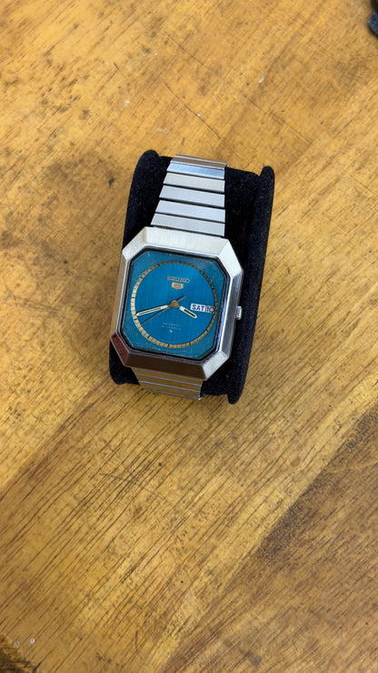 Pre Owned Vintage Seiko 5 Automatic
