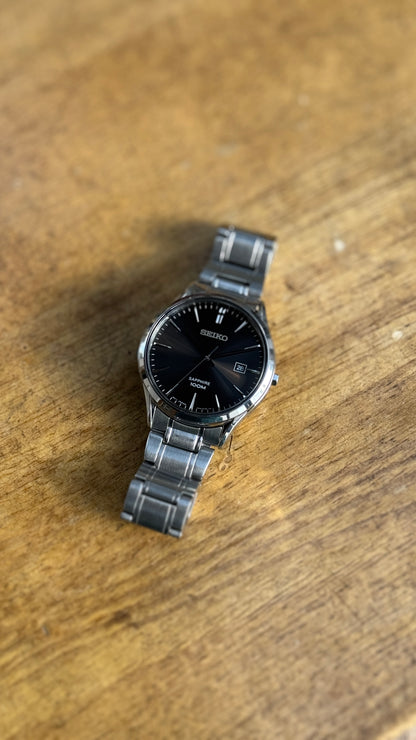 Pre Owned Seiko Classic Sapphire Watch