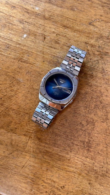 Pre Owned Vintage Seiko 5 Automatic-1980s