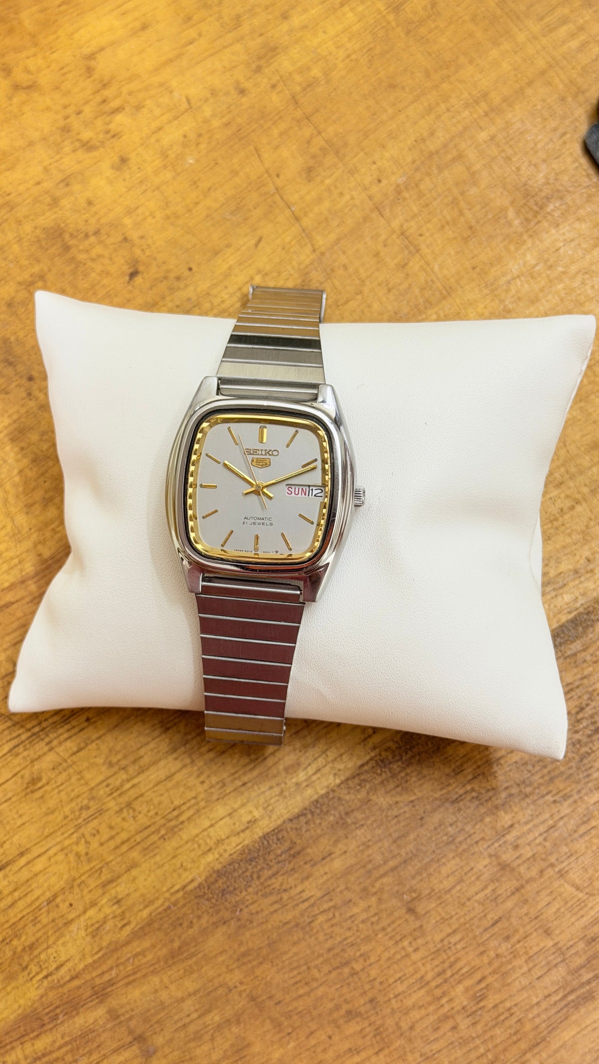 Preowned Vintage Seiko 5 Automatic