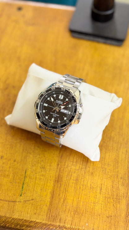 Pre Owned Casio Illuminator - MTD 1079D