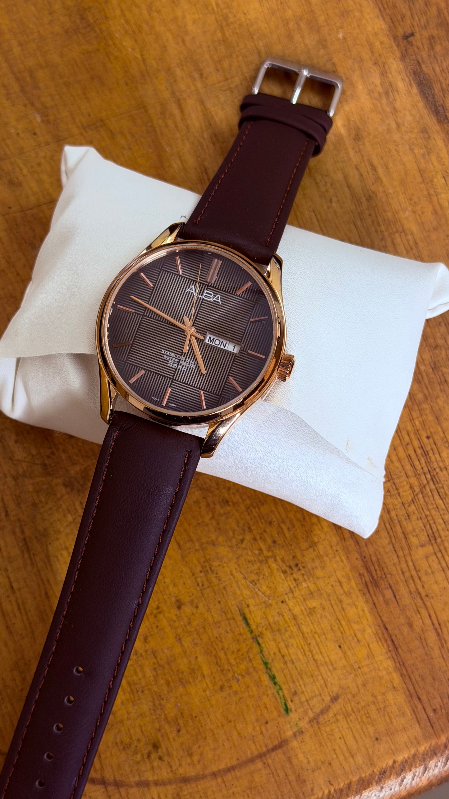 PreOwned Alba Quartz Watch