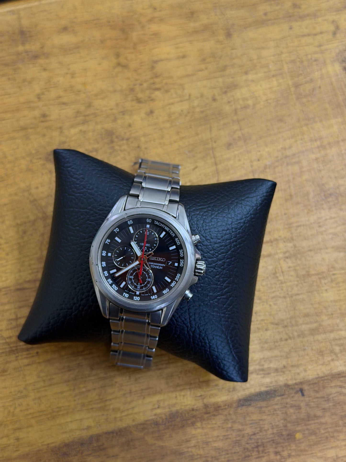 Pre Owned Seiko Chronograph Titanium