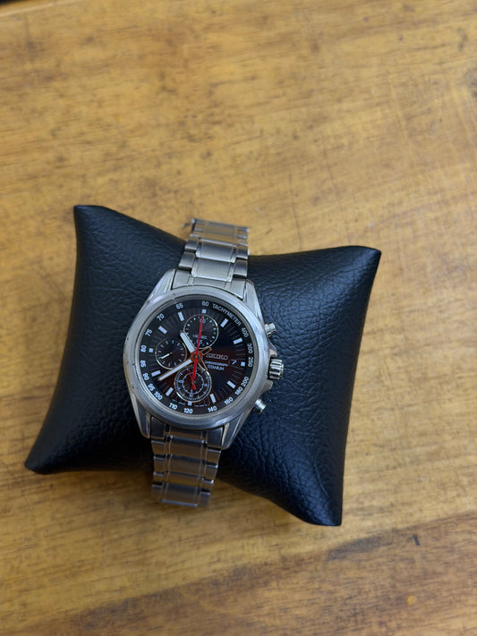 Pre Owned Seiko Chronograph Titanium
