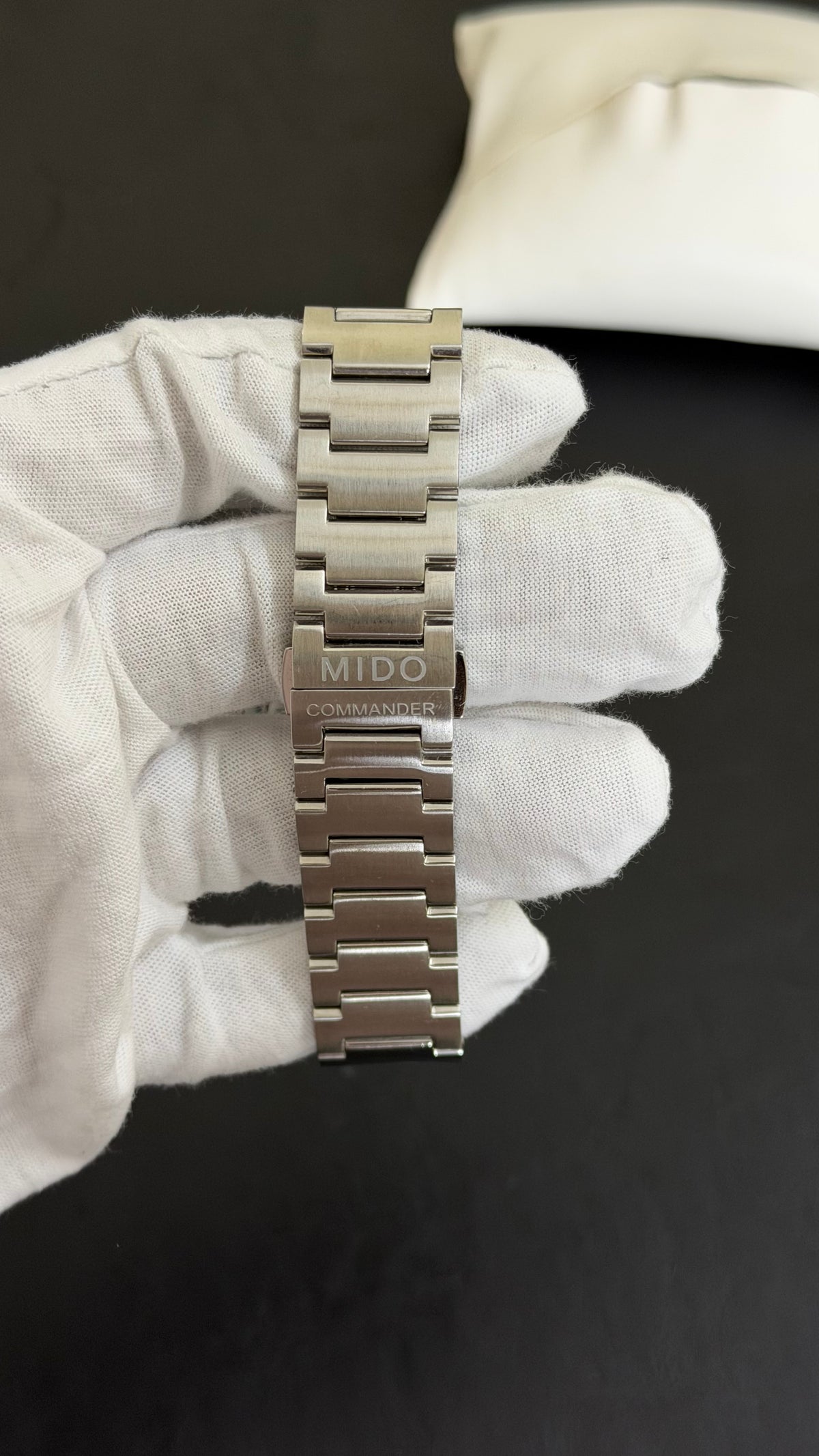 Pre Owned Mido Commander - Automatic