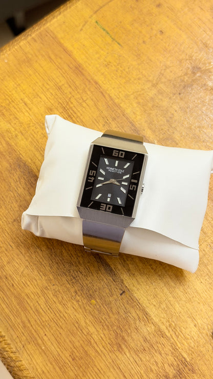 Pre Owned Kenneth Cole Watch