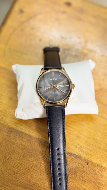 PreOwned Alba Quartz Watch