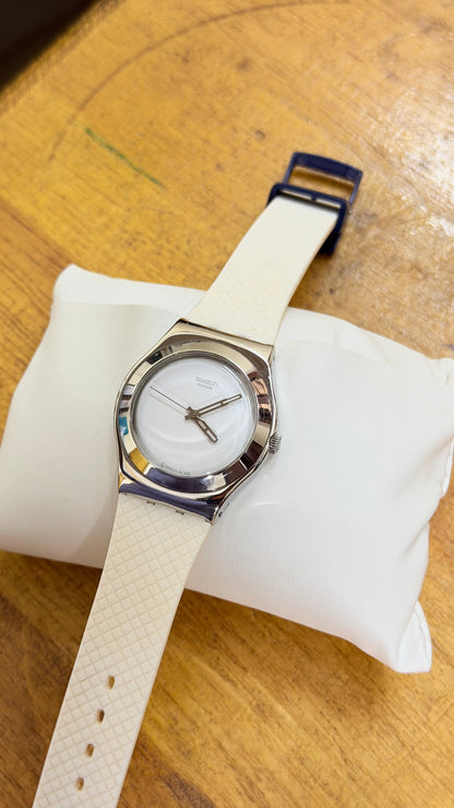 Pre Owned Swatch unisex Quartz Watch