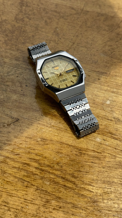 Vintage Seiko 5 Automatic