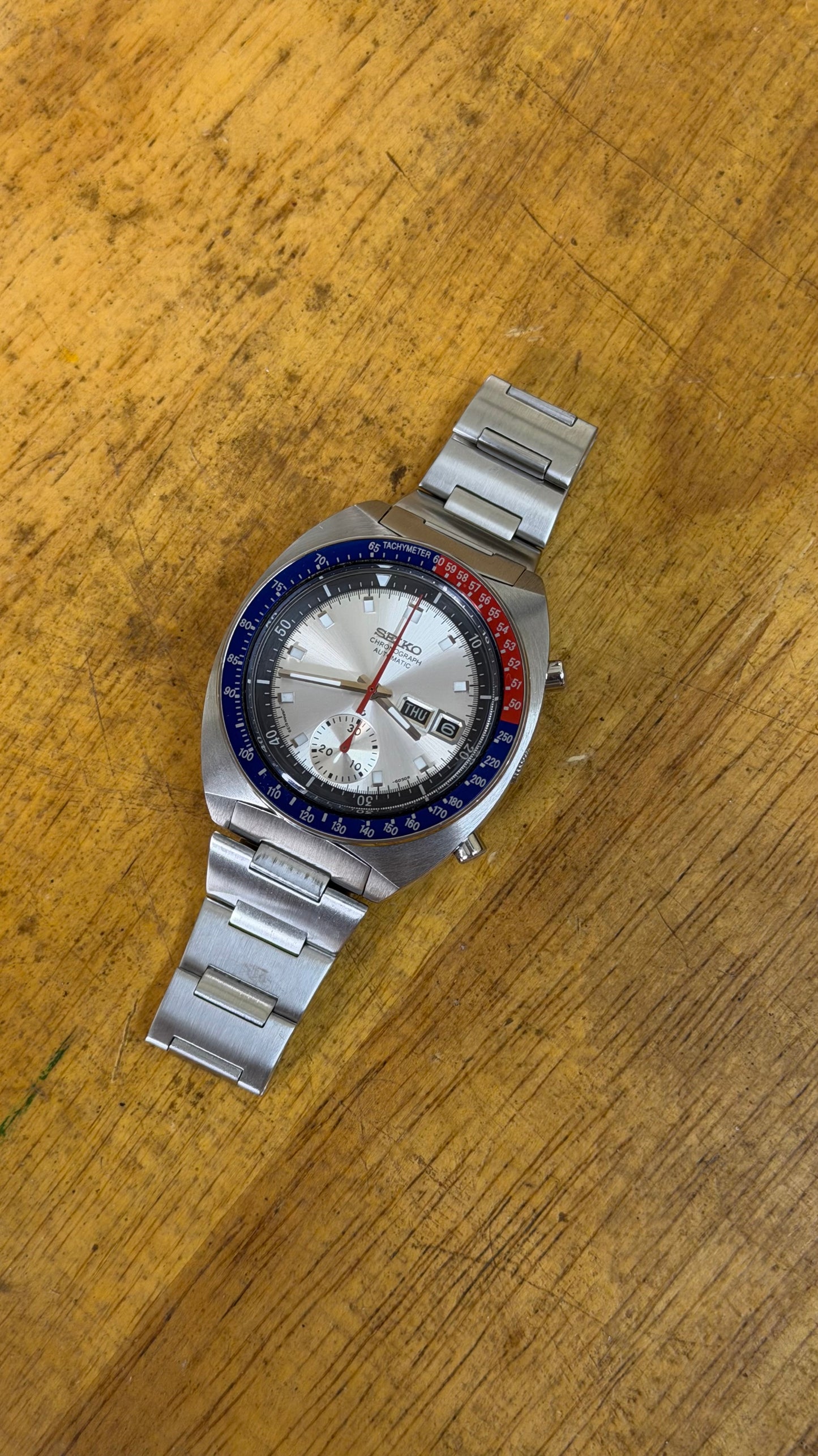 Pre Owned Vintage Seiko Automatic Chronograph Silver Pogue  (Super Rare & Well Preserved)