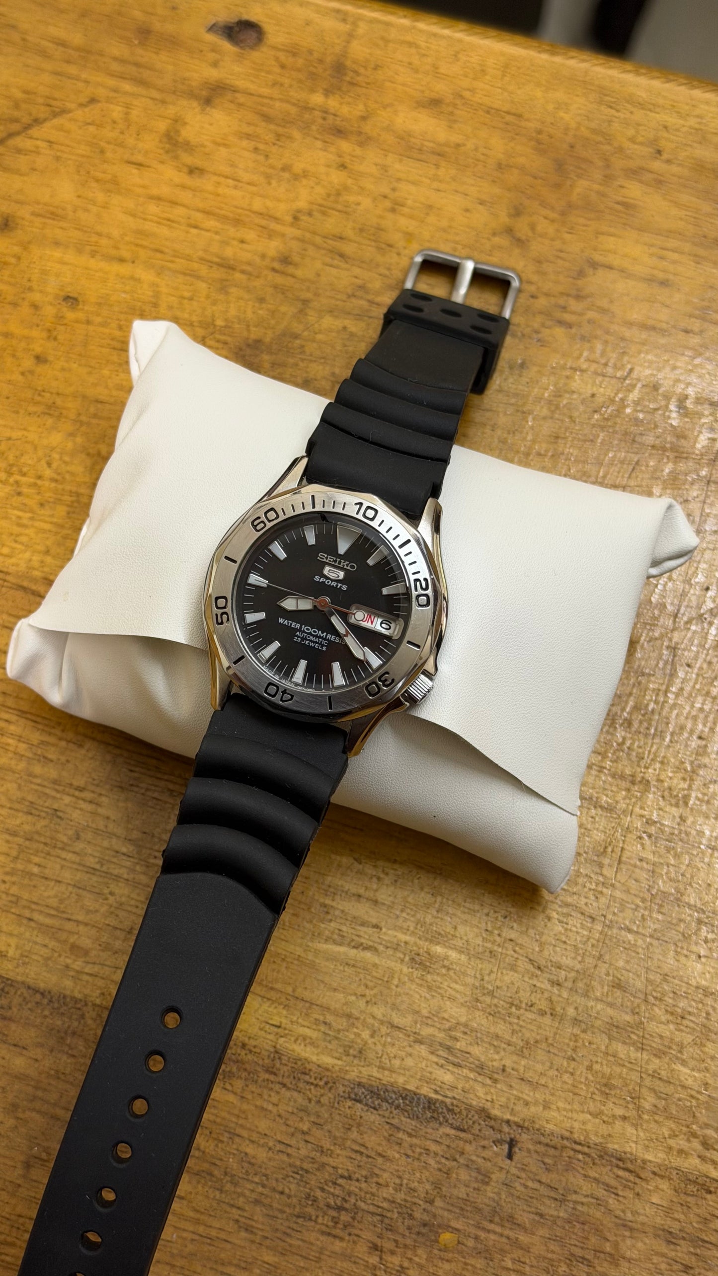 Pre Owned Seiko 5 Sports